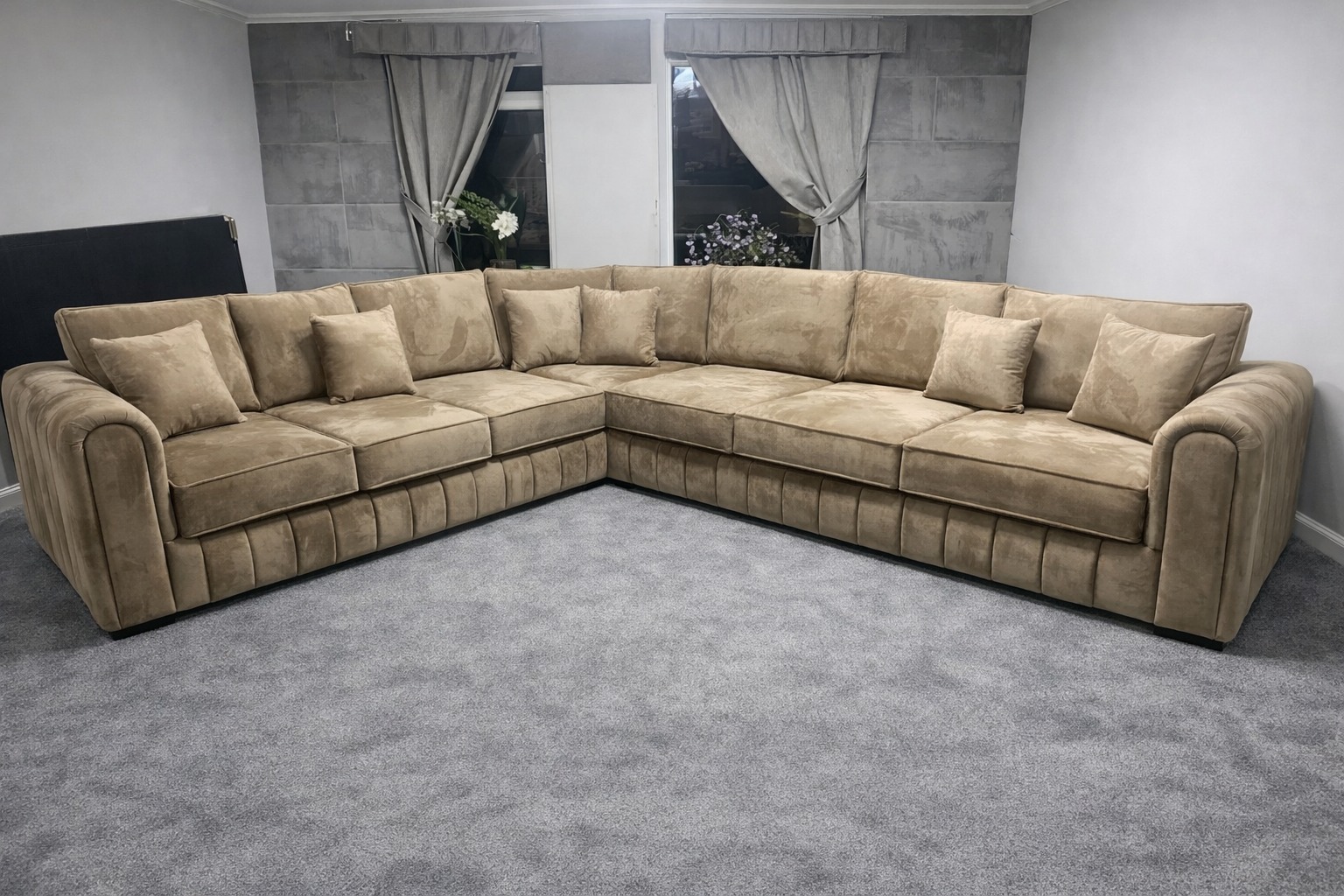 Alaska 2C2 Corner Sofa — Mink Velvet
